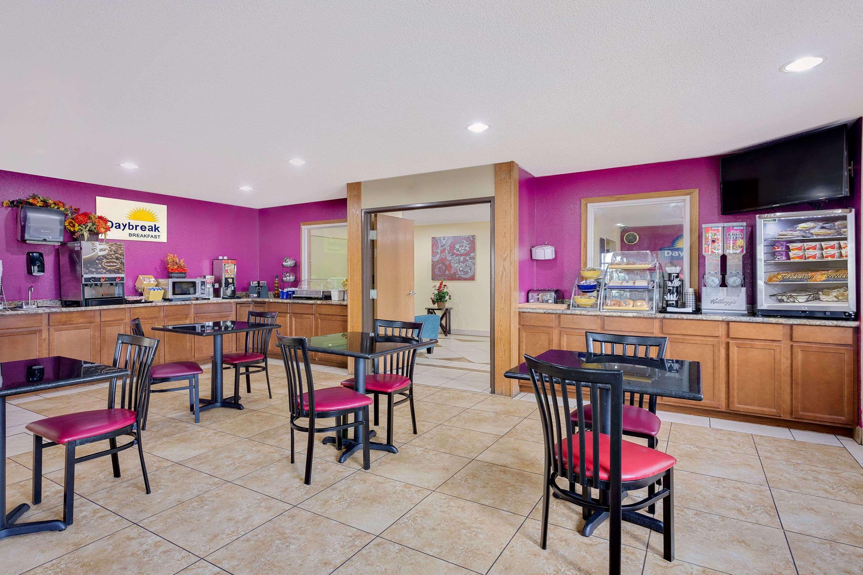 Days Inn By Wyndham Racine/Sturtevant Luaran gambar